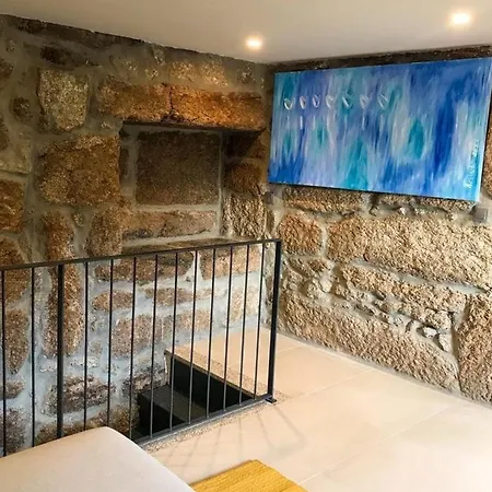 Louredo Rustic House - T2